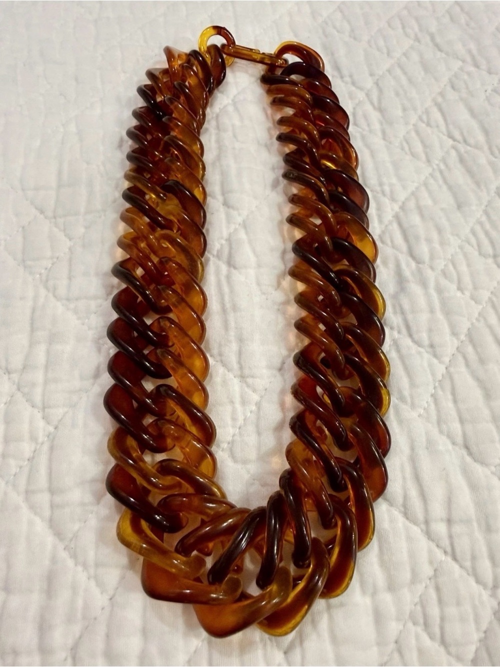 1970’s Chunky Faux Amber Brown- Color Lucite Chain Links Choker Vintage Necklace